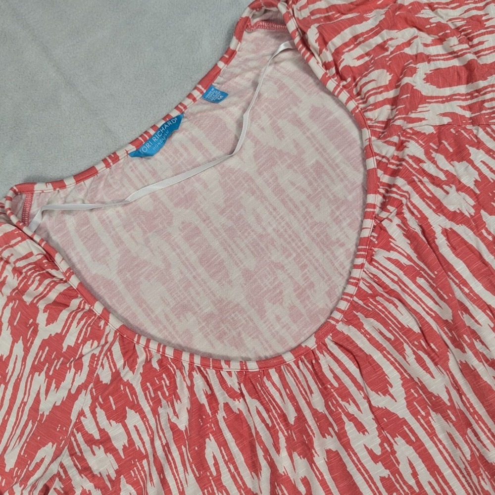 Tori Richard Honolulu Womens Medium Coral White Ikat Scoop Neck 3/4 Sleeve Top